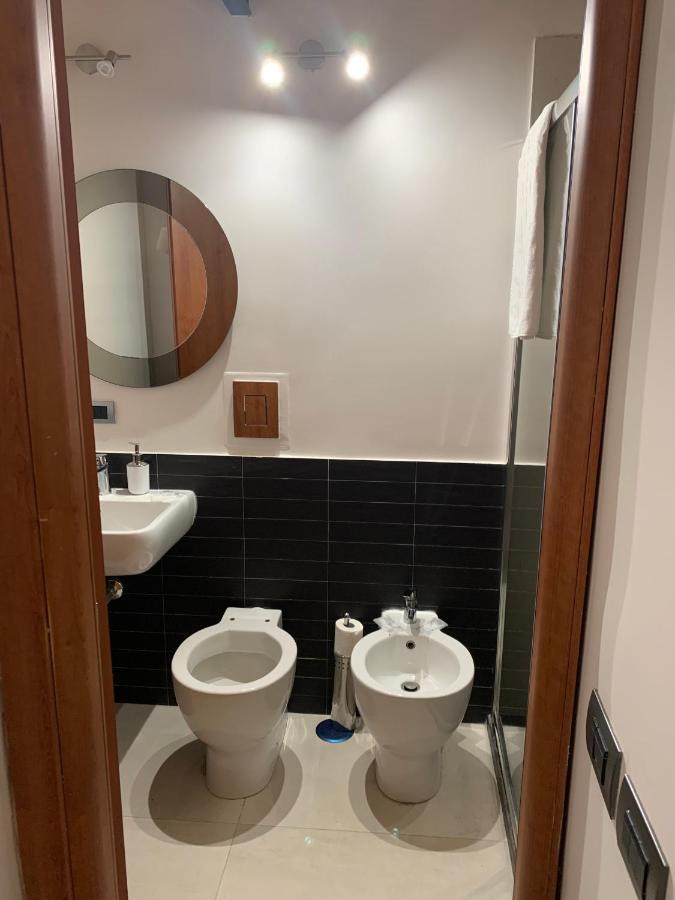 Royal Red Bed & Breakfast Napoli Bagian luar foto