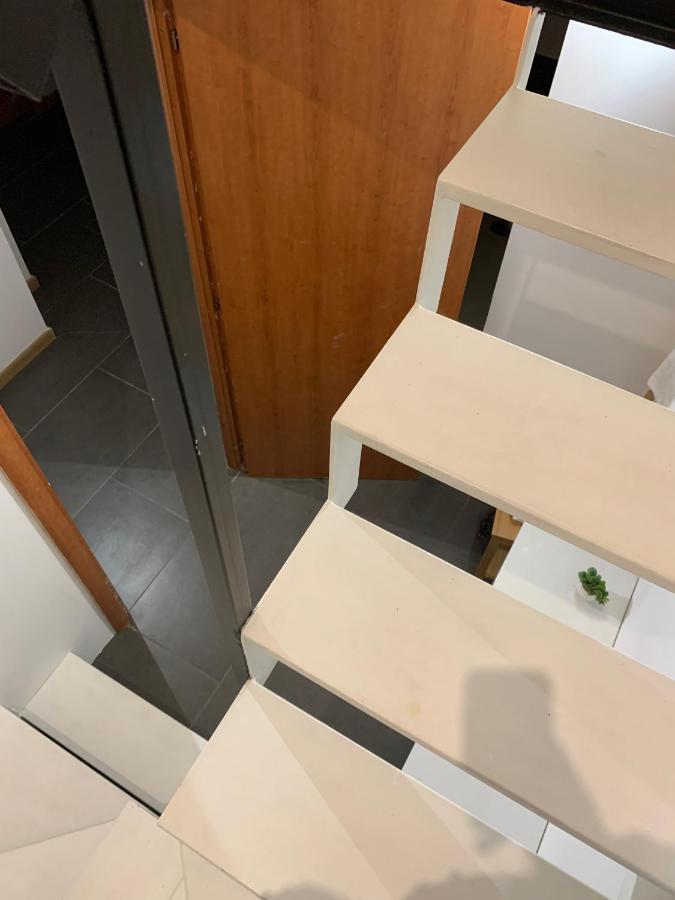 Royal Red Bed & Breakfast Napoli Bagian luar foto