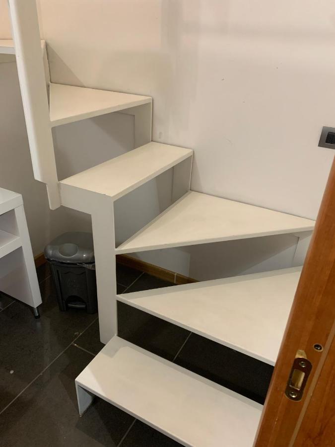 Royal Red Bed & Breakfast Napoli Bagian luar foto